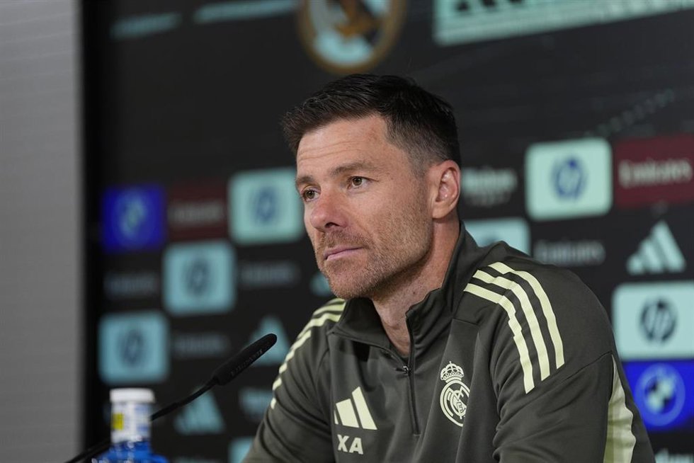 El entrenador del Real Madrid, Xabi Alonso, en rueda de prensa. 