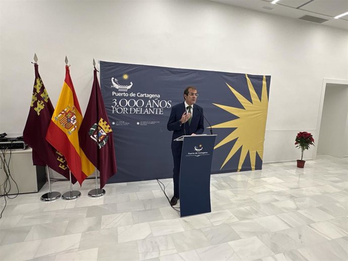 El presidente de la APC, Pedro Pablo Hernández, en rueda de prensa