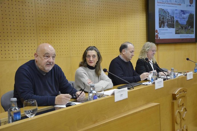 Archivo - La Diputación de Ourense y la asociación Eixo Atlántico celebran jornadas en el Campus de Ourense de la Universidad de Vigo para promover el "turismo policéntrico"
