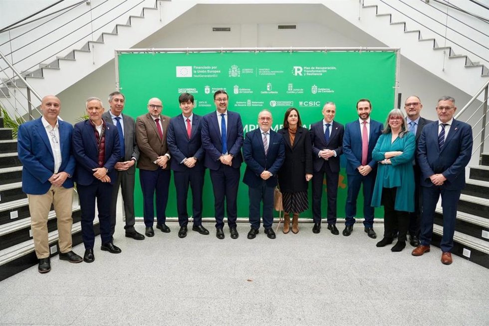 El Plan de Hidrógeno Renovable consigue 185 proyectos, unos 180 contratos con empresas, según Universidades.