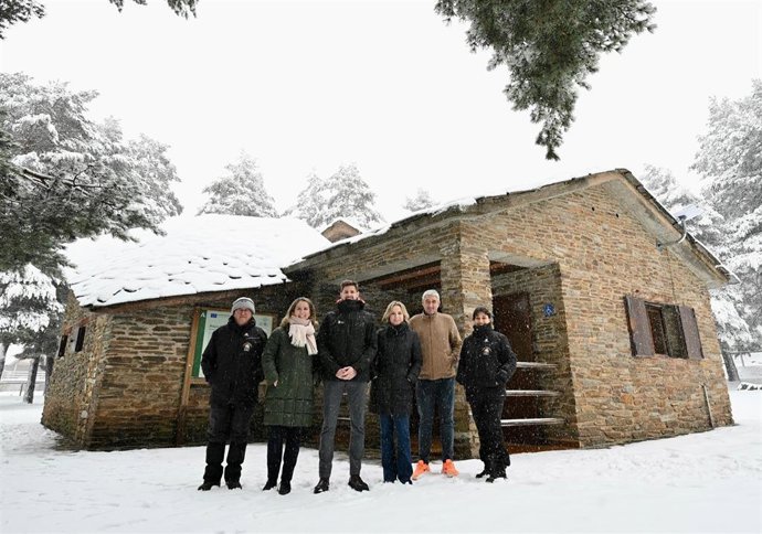 Inauguración del punto de información del Puerto de la Ragua.