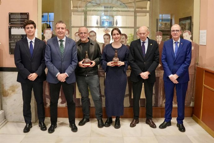Juan Peña Jiménez e Irene Flores Romero, II premio Ateneo de Sevilla de Poesía 'Generación del 27'