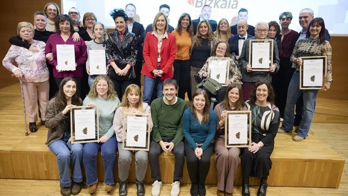 Foto de familia de las entidades galardonadas