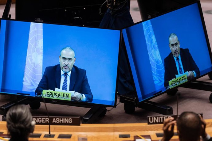 Archivo - Arquivo - 27 de agosto de 2025, Nova York, Nova York, EUA: Ramiz Alakbarov, Coordenador Especial Adjunto para o Processo de Paz no Oriente Médio, Coordenador Residente e Humanitário das Nações Unidas, fala virtualmente durante reunião aberta do 