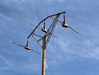 Archivo - Tendido eléctrico protegido