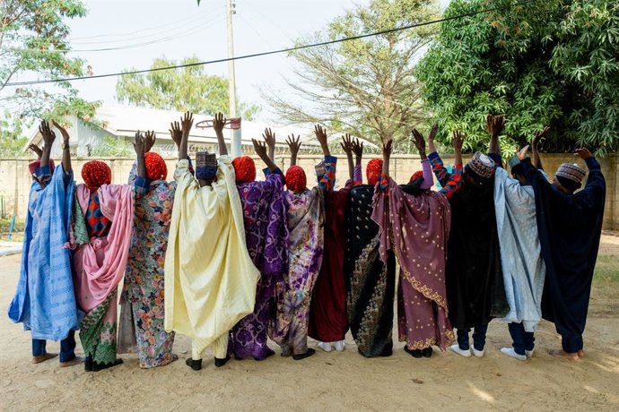 Students in front of the Education Cannot Wait-supported Lafiya Sarari School in Nigeria.  ECW