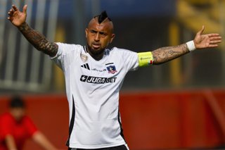 Futbol, Colo Colo vs Universidad de Chile. Supercopa 2025 El jugador de Colo Colo Arturo Vidal es fotografiado durante el partido por la Supercopa 2025 contra Universidad de Chile disputado en el estadio Santa Laura de Santiago, Chile. 14/09/2025 Andres