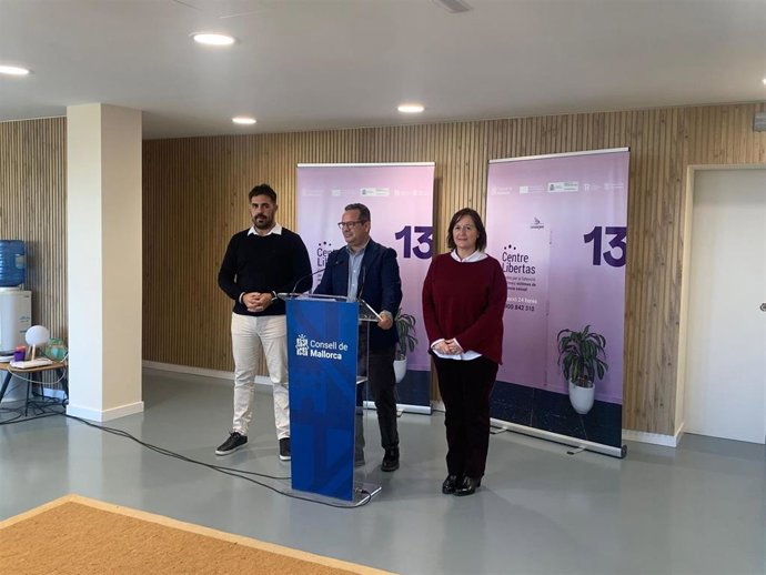 El conseller de Presidencia del Consell de Mallorca, Toni Fuster, en la rueda de prensa de balance del Centro Libertas