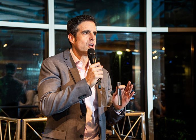 Antonio Gilabert, Global Director de Axazure