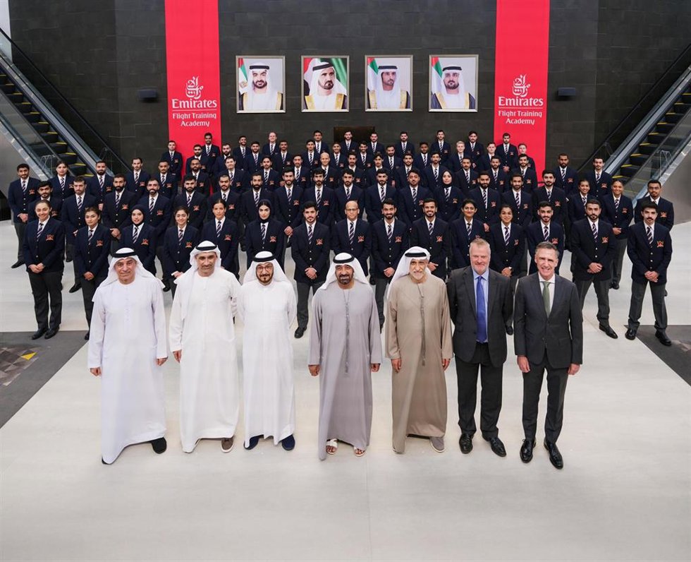 Emirates Flight Training Academy gradúa a 77 nuevos pilotos y supera los 300 alumnos formados desde su creación