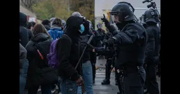 Policía Nacional detiene a 18 personas por extranjería en el desalojo de Badalona (Barcelona)