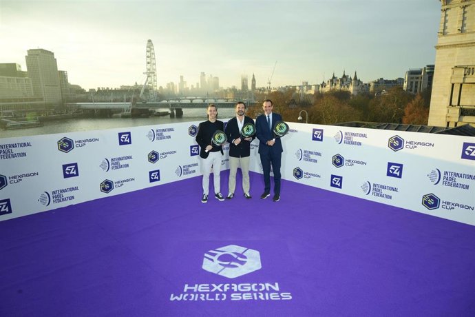 Hexagon Cup, 54 y la Federación Internacional de Pádel crean el primer circuito oficial por equipos.