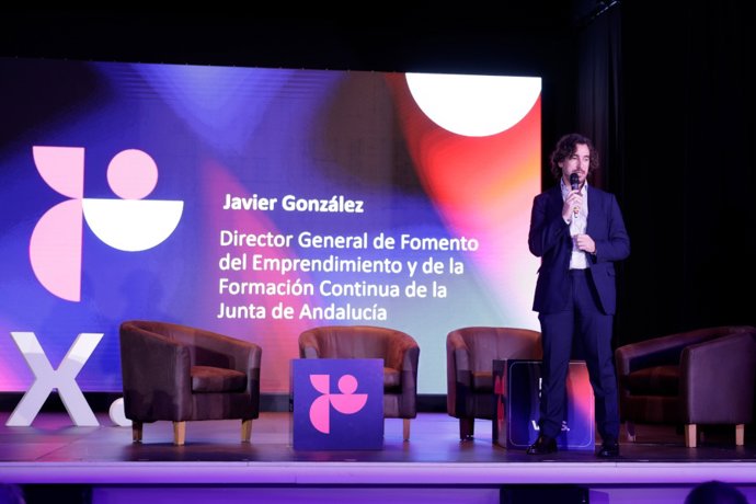 El director general de Fomento del Emprendimiento y de la Formación Continua de la Consejería de Universidad, Investigación e Innovación de la Junta de Andalucía, Javier González.