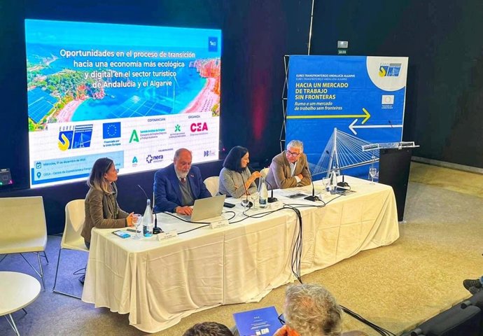 Jornada 'Oportunidades en el proceso de transición hacia una economía más ecológica y digital' organizada por la CEA.