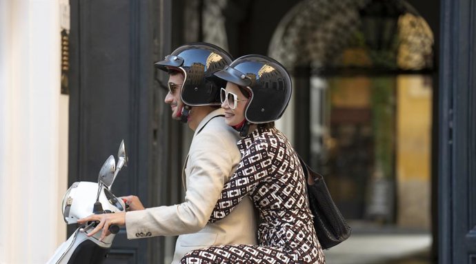 ¿A Que Hora Se Estrena La Temporada 5 De Emily En París En Netflix?