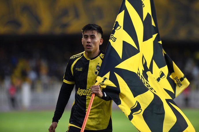 Futbol, Coquimbo Unido vs Deportes La Serena. Fecha 28, Liga primera 2025. El jugador de Coquimbo Unido Matias Palavecino es fotografiado al termino del partido de primera division contra Deportes La Serena disputado en el estadio Francisco Sanchez