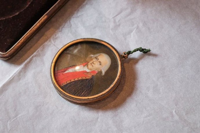 El Museo de Historia y Antropología de Tenerife incorpora a su colección un retrato en miniatura del general Gutiérrez