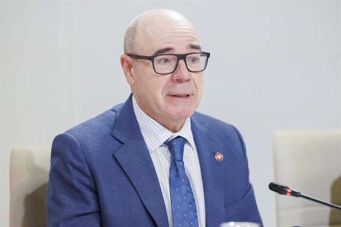 El rector de la Universidad de Granada, Pedro Mercado, en imagen de archivo