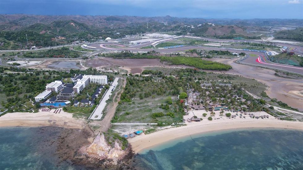 Archivo -  Complejo turístico de Mandalika en la isla de Lombok, Nusa Tenggara Occidental, Indonesia.