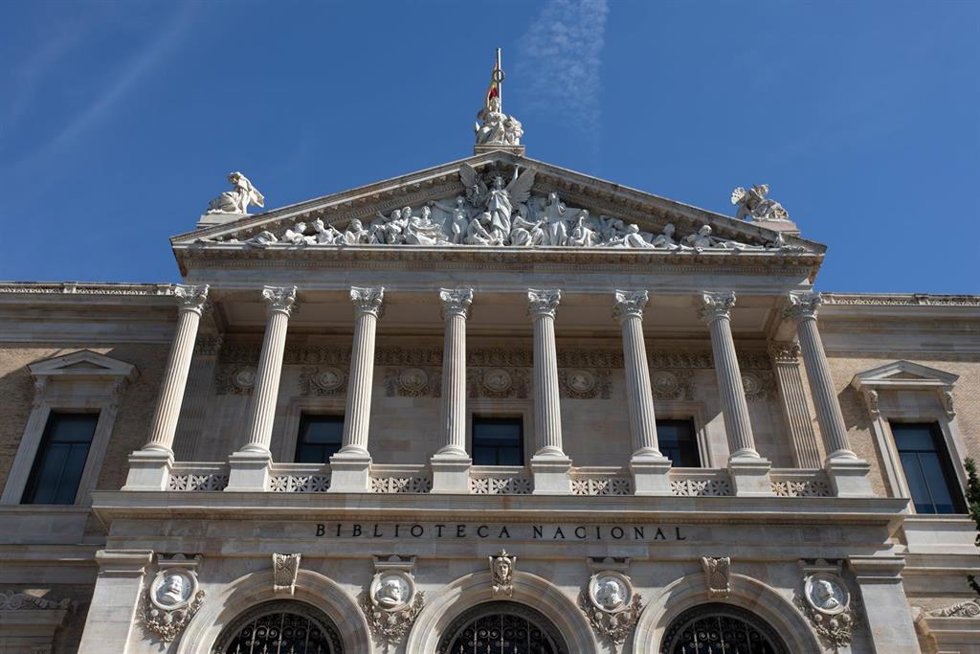 Archivo - Fachada de la Biblioteca Nacional, durante la inauguración del Festival Open House Madrid, a 25 de septiembre de 2025, en Madrid (España). Este evento anual, que transforma Madrid en un "museo de arquitectura a cielo abierto", ofrece durante c