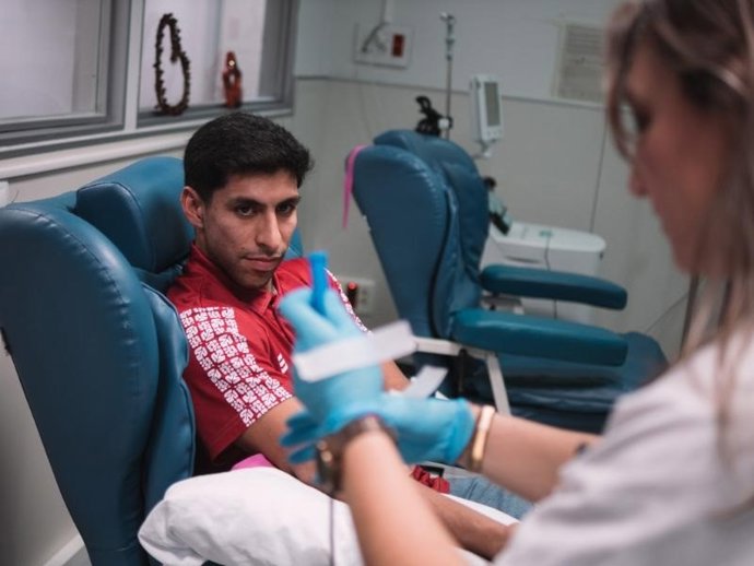 El Banco de Sangre y el Dicorpebal Logroño La Rioja animan a donar sangre en Navidad
