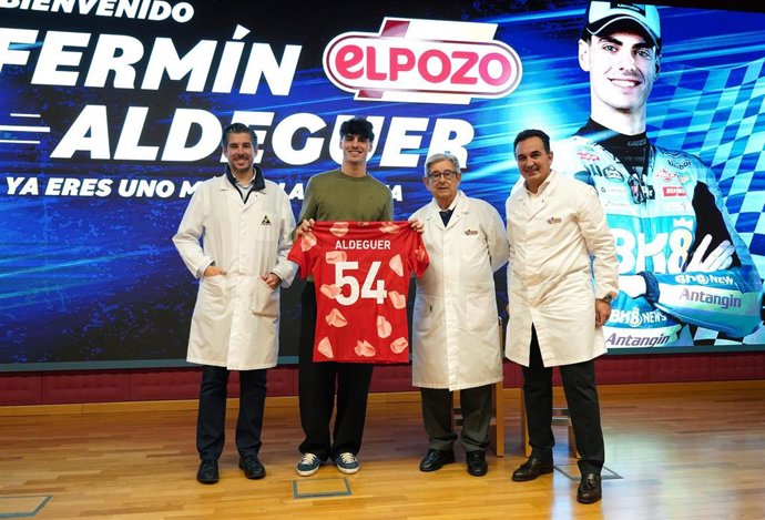 El piloto Fermín Aldeguer, nuevo embajador de El Pozo Alimentación