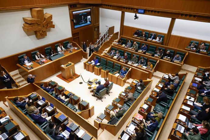 Pleno en el Parlamento Vasco