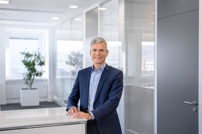 Andreas Pecher, President and CEO of the ZEISS Group