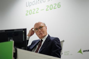 Archivo - El vicepresidente Ejecutivo de AENA, Javier Marín, durante una rueda de prensa, en el Aeropuerto Adolfo Suárez Madrid-Barajas, a 7 de marzo de 2024, en Madrid (España).  