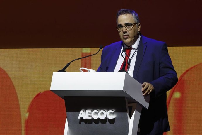 Archivo - El director de Economía de la CEOE, Gregorio Izquierdo