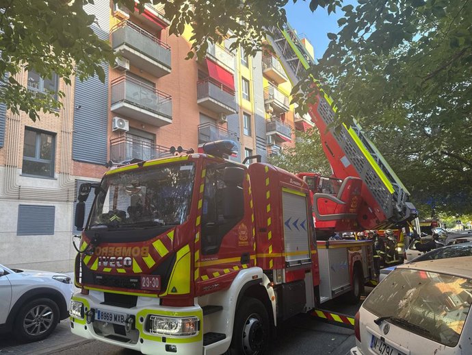 Archivo - Arquivo - Caminhão do Corpo de Bombeiros da Comunidade de Madri em Rivas-Vaciamadrid