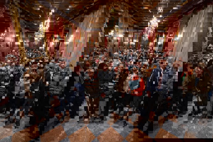 La alcaldesa de Granada, Marifrán Carazo, ha presidido del acto de entrega de viviendas a vecinos de Santa Adela