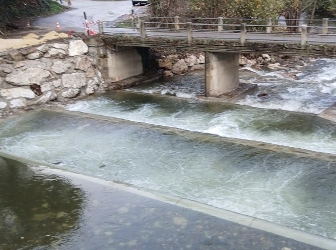 Vista de la nueva estructura de aforos del río Deva