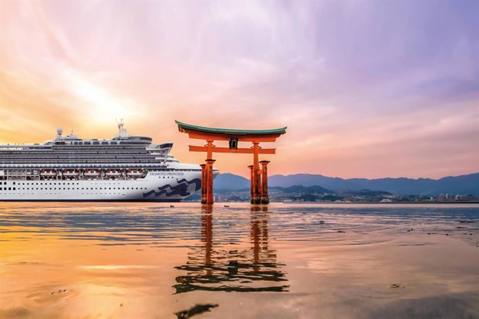 Vivir la Copa Mundial de la FIFA 26 mientras se navega en Princess de la mano de Mundomar Cruceros