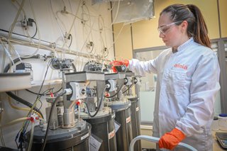 Archivo - Investigadora de Ainia