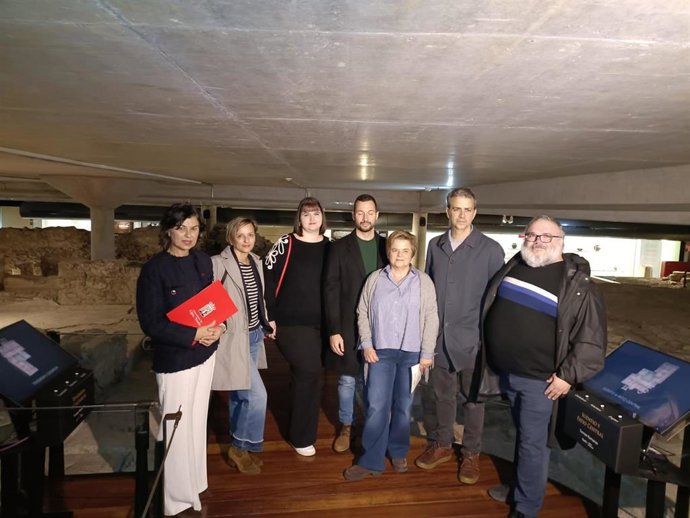 Presentación de un audiovisual sobre el museo de las Termas Romanas y cuatro paneles interactivos en 3D.