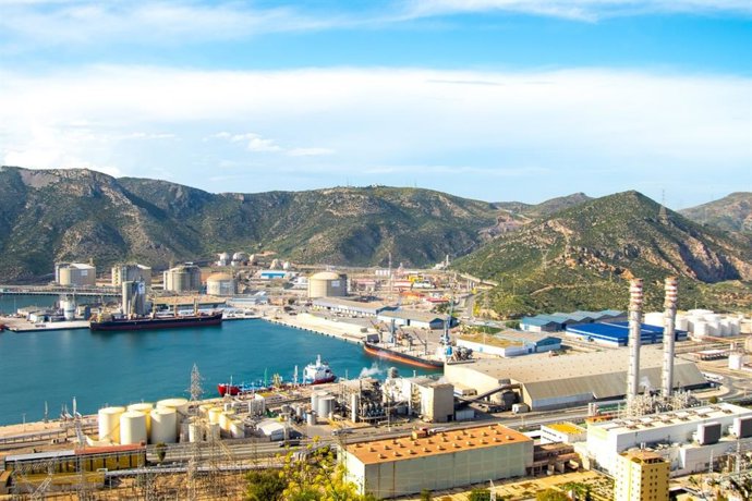 Instalaciones industriales en el Valle de Escombreras, en Cartagena
