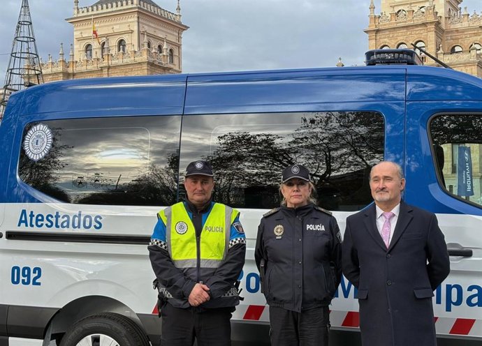 Nuevo furgón policial de atestados que se incorpora a la Policía Municipal de Valladolid.