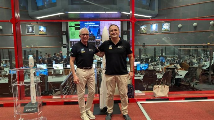 Javier Benedicto, Director de Navegación de la ESA, y Miguel Manteiga, jefe de la Oficina del Programa Galileo