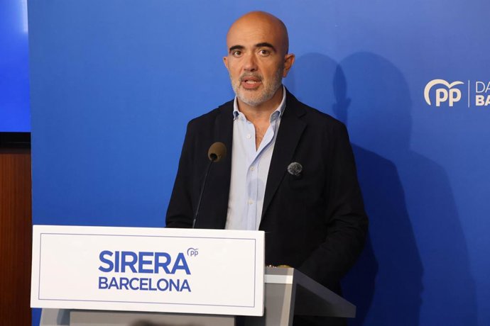 Archivo - El president del PP a l'Ajuntament de Barcelona, Daniel Sirera