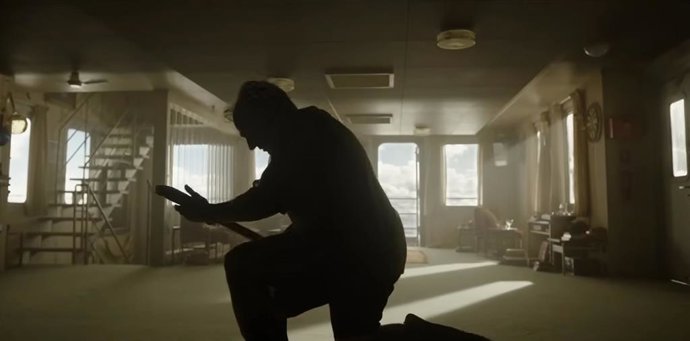 Tom Cruise escarba en la comedia en el tráiler de Digger, su película con Alejandro González Iñárritu