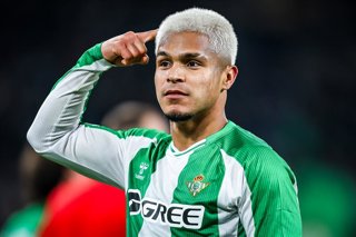 November 27, 2025, Sevilla, Spain, Spain: Cucho HERNANDEZ of Real Betis Balompie celebrates his goal during the UEFA Europa League, League Phase MD5 match between Real Betis Balompie and FC Utrecht at Estadio La Cartuja on November 27, 2025 in Sevilla, Sp