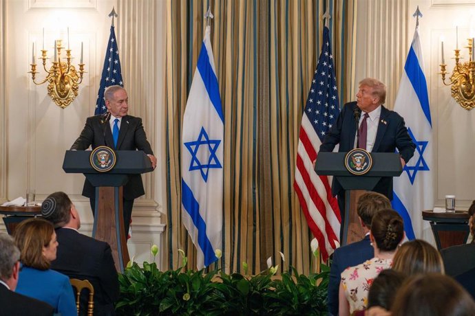 Archivo - Los dirigentes de Israel y Estados Unidos, Benjamin Netanyahu y Donald Trump, en la Casa Blanca