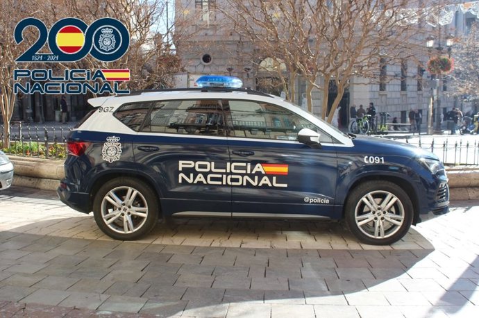 Archivo - Coche patrulla de la Policía Nacional