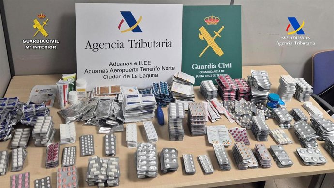 Sucesos.- Intervenidos 70.000 medicamentos en unas 20 maletas facturadas en el Aeropuerto Tenerife Norte