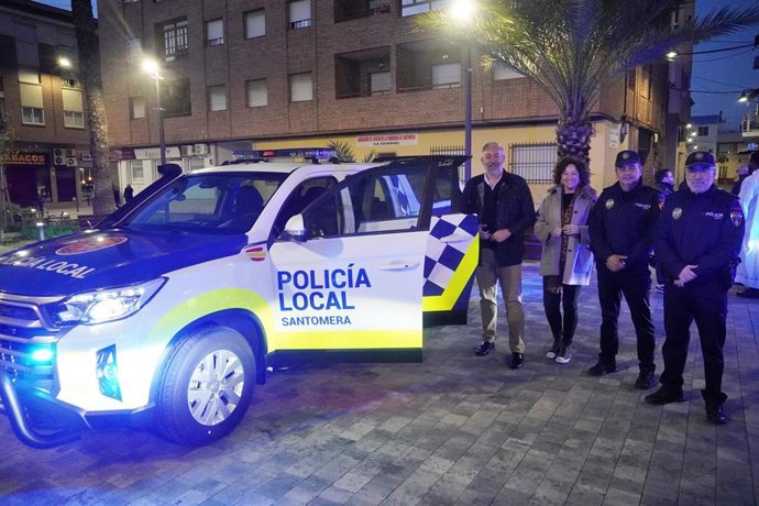 Nuevo  vehículo incorporado a la flota de la Policía Local del Ayuntamiento de Santomera
