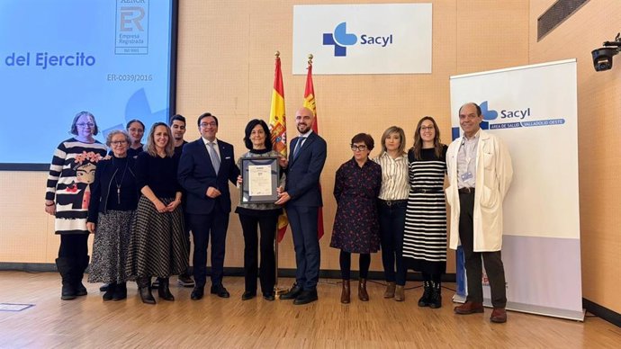 Acto de entrega de la certificación ISO 9001:2015 en Hospital Universitario Río Hortega - Certificación del Centro de salud Plaza del Ejército.