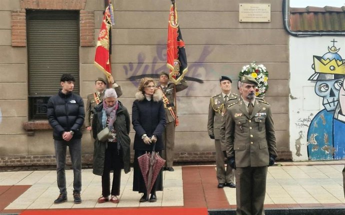 León ha rendido homenaje este viernes al comandante Luciano Cortijo, asesinado por ETA hace 30 años , en un acto que ha contado con la presencia de sus familiares.
