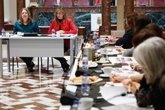 Foto: La presidenta de la Asamblea destaca en el balance del año que el parlamento es "más cercano y accesible"