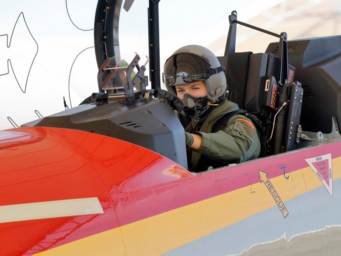 La Princesa Leonor ha realizado su "suelta" 4 meses después de su ingreso en la Academia General del Aire y del Espacio de San Javier, Murcia